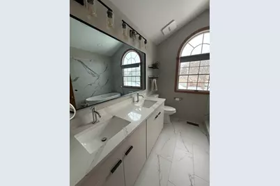 [Address not provided], Darien, IL 60561 - Photo 15