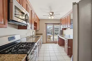 17550 Drummond Dr, Tinley Park, IL 60487 - Photo 9