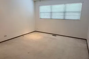 1817 Altoona Ct, Schaumburg, IL 60194 - Photo 11