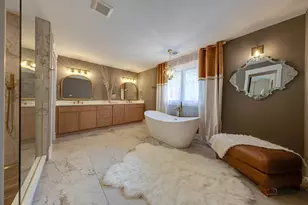 2221 Donegal Dr, Darien, IL 60561 - Photo 49