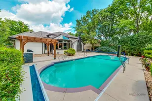 2221 Donegal Dr, Darien, IL 60561 - Photo 57