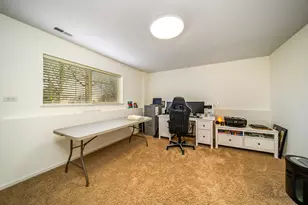 102 Town Center Blvd, Gilberts, IL 60136 - Photo 17