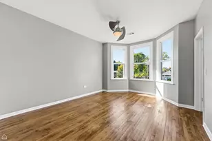 8643 S Exchange Ave, Chicago, IL 60617 - Photo 3