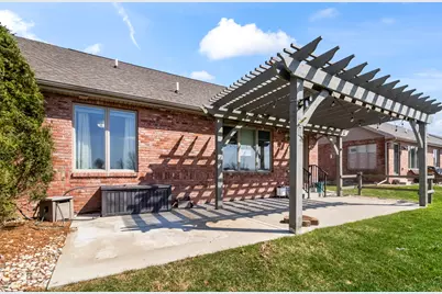 1915 Dunraven Road, Bloomington, IL 61704 - Photo 27