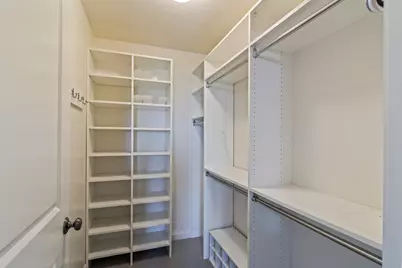 1915 Dunraven Road, Bloomington, IL 61704 - Photo 13