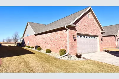 1915 Dunraven Road, Bloomington, IL 61704 - Photo 3