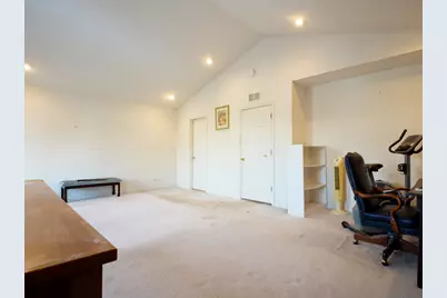 2233 Hillsboro Court, Aurora, IL 60503 - Photo 11