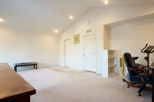 2233 Hillsboro Ct, Aurora, IL 60503 - Photo 11