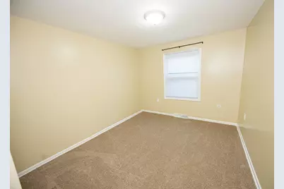 1611 W Glenwood Avenue, Joliet, IL 60435 - Photo 17