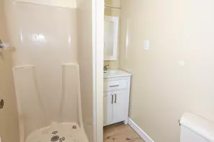 1611 W Glenwood Ave, Joliet, IL 60435 - Photo 15