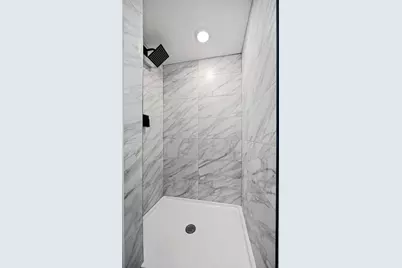 11304 S Lowe Avenue, Chicago, IL 60628 - Photo 25