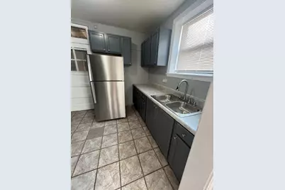 909 E 85th Street #1, Chicago, IL 60619 - Photo 5