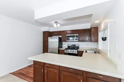 1890 Pebble Beach Circle, Elk Grove Village, IL 60007 - Photo 13
