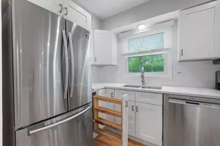 26W421 Wiesbrook Rd, Wheaton, IL 60189 - Photo 7