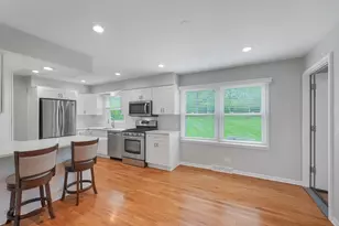 26W421 Wiesbrook Rd, Wheaton, IL 60189 - Photo 5