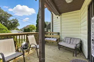514 E Jackson St, Joliet, IL 60432 - Photo 3