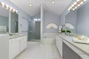 597 Treetop Ln, Gurnee, IL 60031 - Photo 17