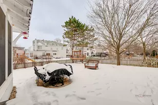 597 Treetop Ln, Gurnee, IL 60031 - Photo 31