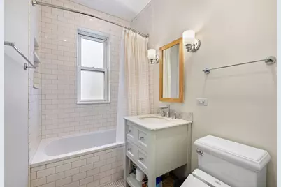 537 W Roscoe Street #2, Chicago, IL 60657 - Photo 17