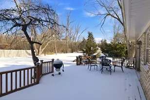 17 Camberley Ct, Hinsdale, IL 60521 - Photo 25