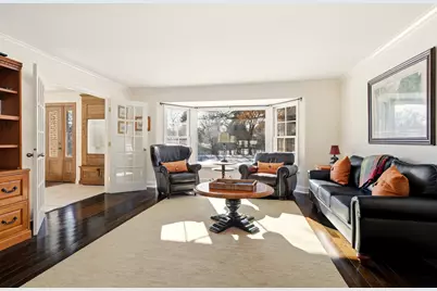 17 Camberley Court, Hinsdale, IL 60521 - Photo 5