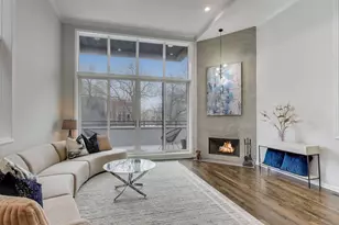 1018 N Honore Ave, Chicago, IL 60622 - Photo 3