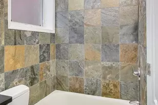 1018 N Honore Ave, Chicago, IL 60622 - Photo 19