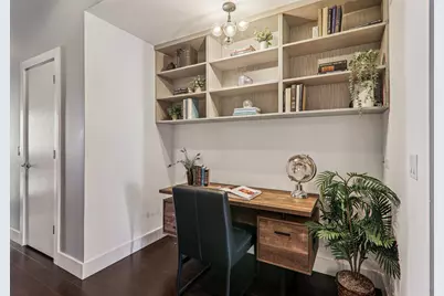 20 N Carpenter Street #4N, Chicago, IL 60607 - Photo 19