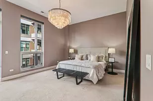 20 N Carpenter St, Chicago, IL 60607 - Photo 13