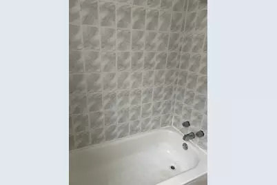 8143 S Colfax Avenue, Chicago, IL 60617 - Photo 25