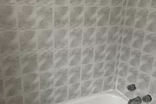 8143 S Colfax Ave, Chicago, IL 60617 - Photo 25