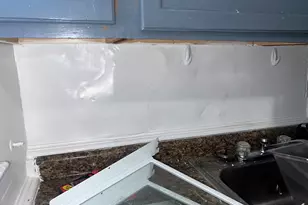 8143 S Colfax Ave, Chicago, IL 60617 - Photo 21