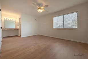 102 N Waterford Dr, Schaumburg, IL 60194 - Photo 9