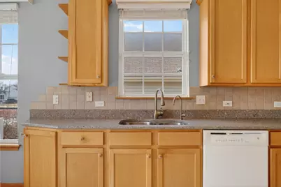 39 W Vandermeer Drive, Antioch, IL 60002 - Photo 11