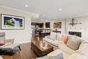 3635 N Wilton Ave, Chicago, IL 60613 - Photo 5