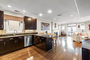 3635 N Wilton Ave, Chicago, IL 60613 - Photo 7