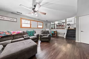 414 Betty St, Verona, IL 60479 - Photo 11