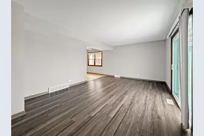 53 Spuhler Drive #0, Batavia, IL 60510 - Photo 5