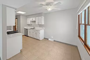 [Address not provided], Batavia, IL 60510 - Photo 5