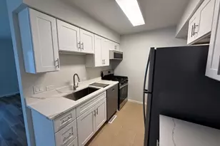 65 Spuhler Dr, Batavia, IL 60510 - Photo 7