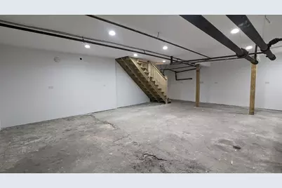 2140 W Cermak Road, Chicago, IL 60608 - Photo 9