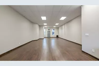 2140 W Cermak Road, Chicago, IL 60608 - Photo 3