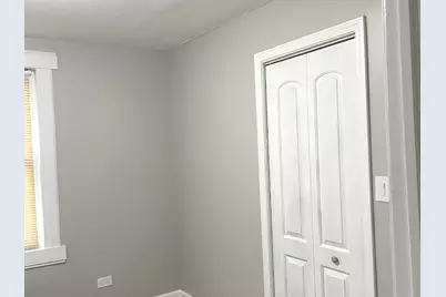 8400 S Burley Avenue, Chicago, IL 60617 - Photo 15