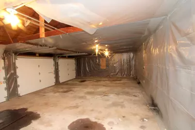 1010 Kimball Avenue #Garage, Woodstock, IL 60098 - Photo 3