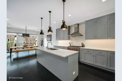 2922 N Sheffield Avenue #3, Chicago, IL 60657 - Photo 9