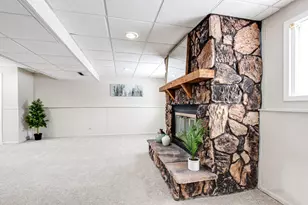 18758 W Highfield Dr, Gurnee, IL 60031 - Photo 21