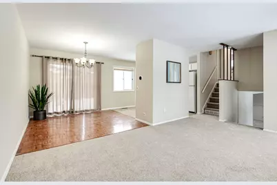 18758 W Highfield Drive, Gurnee, IL 60031 - Photo 5