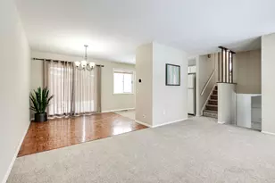 18758 W Highfield Dr, Gurnee, IL 60031 - Photo 5