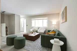 18758 W Highfield Dr, Gurnee, IL 60031 - Photo 3