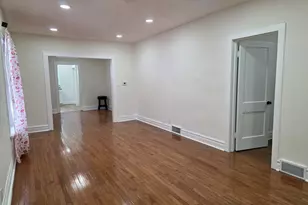 803 Broadway Ave, North Chicago, IL 60064 - Photo 5